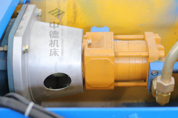 ZDPK-10032采用國(guó)內(nèi)一流品牌電機(jī)及油泵，動(dòng)力強(qiáng)勁，噪音低